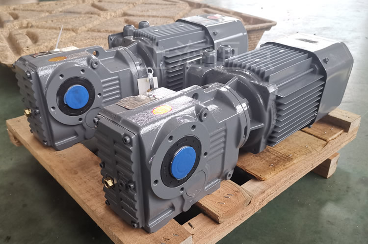 KA37系列減速機通孔輸出，配電機實物圖