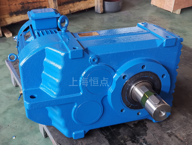 F87系列減速機 輸入配電機 輸出單軸 藍色實物 照片 - 恒點