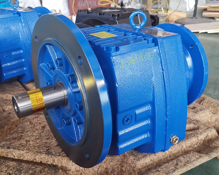 RF87減速機，輸入配法蘭B5端蓋，立式法蘭輸出，實物照片