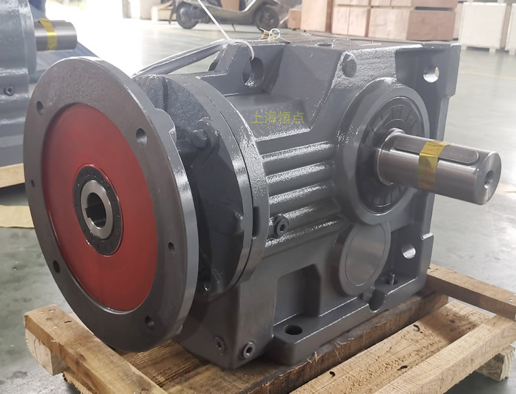 K97減速機，輸入配電機法蘭端蓋，右輸出單軸，實物圖如下