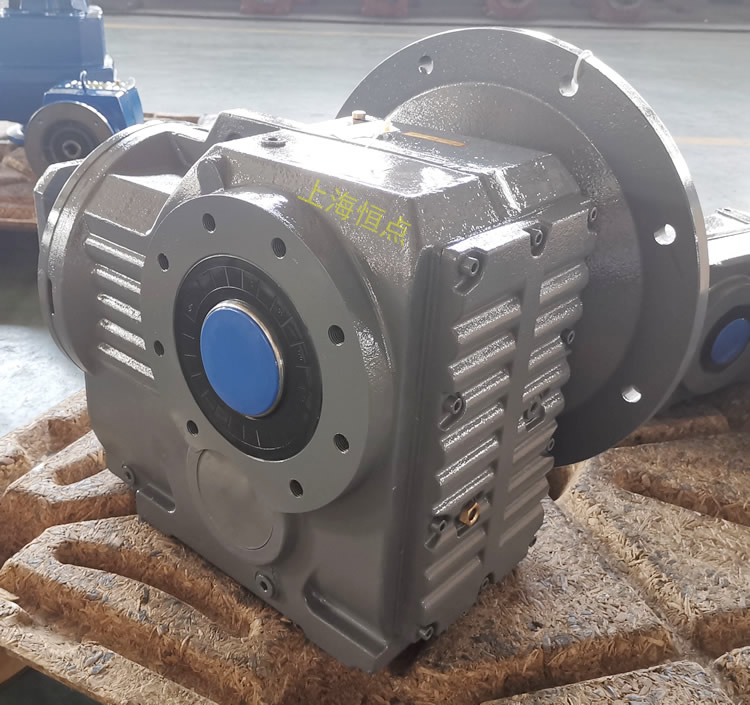 KAF97減速機 輸入配伺服方法蘭端蓋 輸出通孔+B5大法蘭-恒點原創